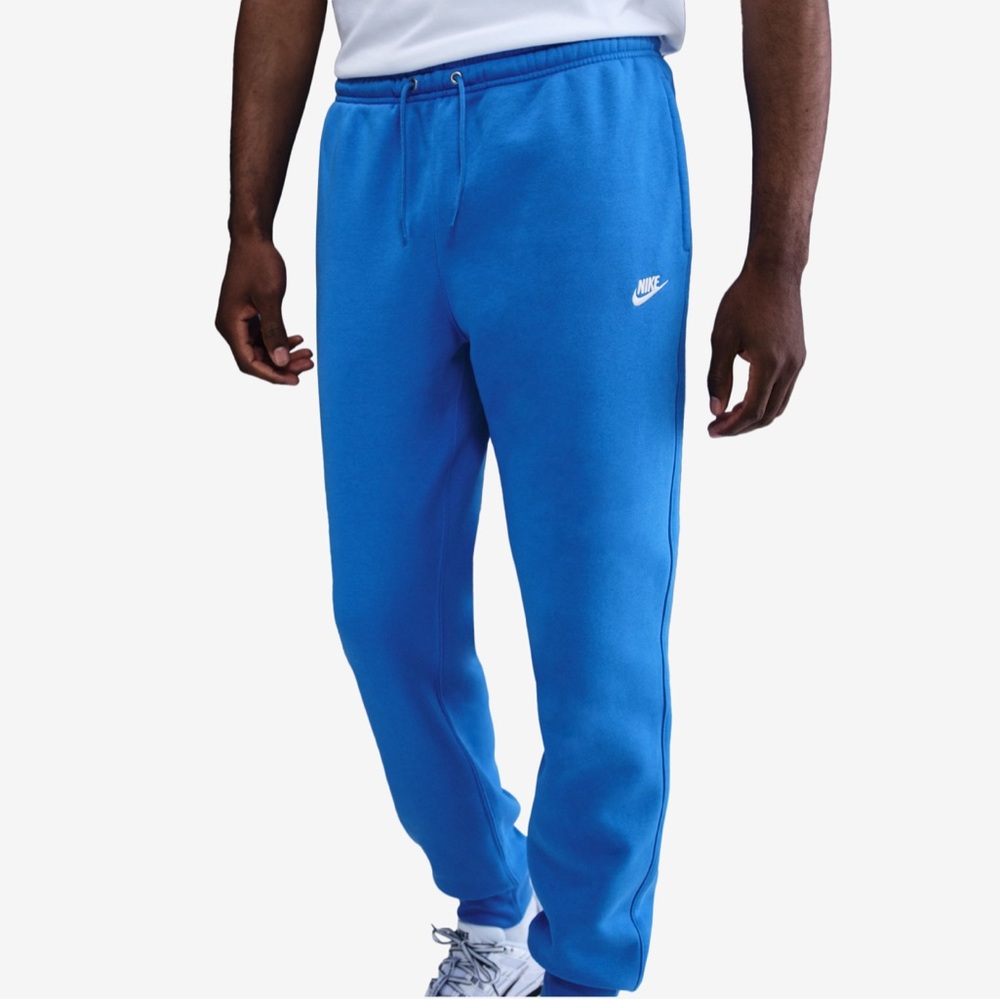 Nike Men's Club Joggers
